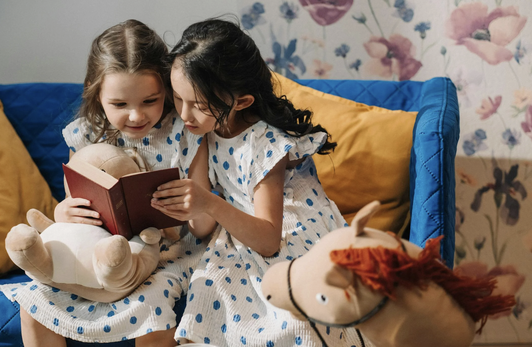 social skills training autism, peer play therapy, friendship skills, social groups autism, play dates autism, peer modeling, social interaction training