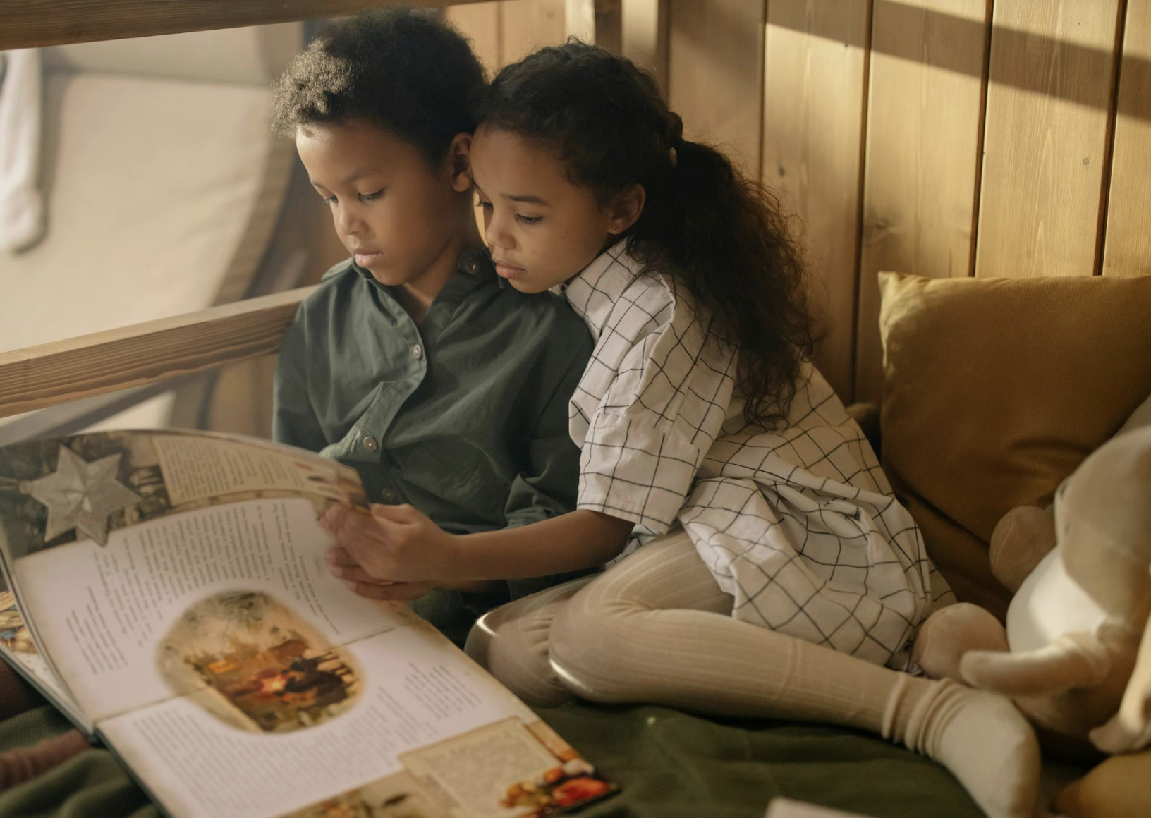 executive function autism, planning skills, organization strategies, working memory, task initiation, cognitive flexibility, self-monitoring