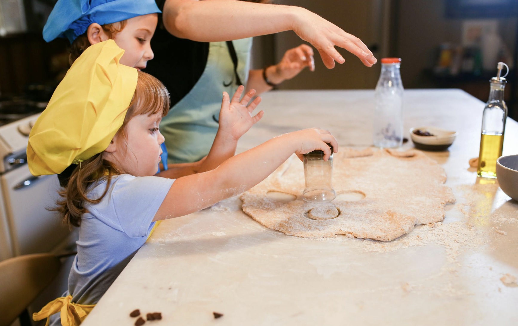 executive function autism, planning skills, organization strategies, working memory, task initiation, cognitive flexibility, self-monitoring